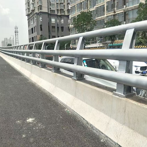 橋梁防撞護欄